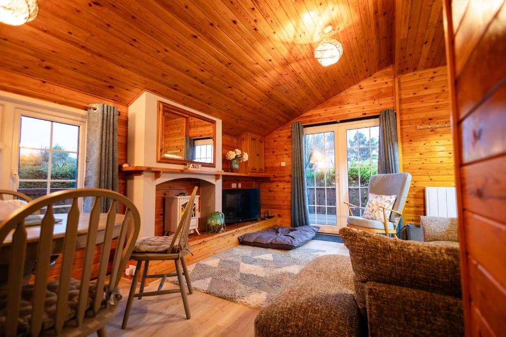 Rural Log Cabin In Snowdonia Near Coed Y Brenin By Seren Short Stays Ffestiniog Zewnętrze zdjęcie